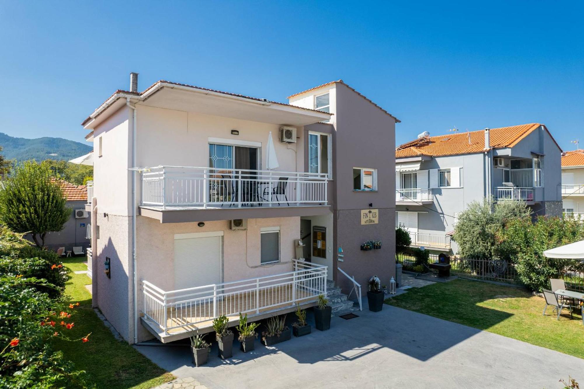 Studios Finikes Limenas  Exterior photo